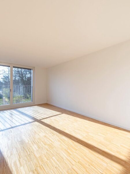 Photo 6 of the property 2475.420010