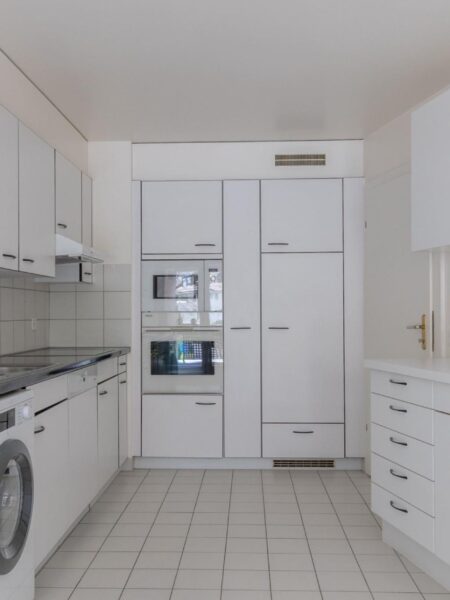 Photo 4 of the property AVDM