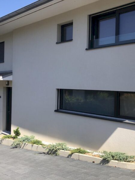 Photo 2 of the property 1380.400010