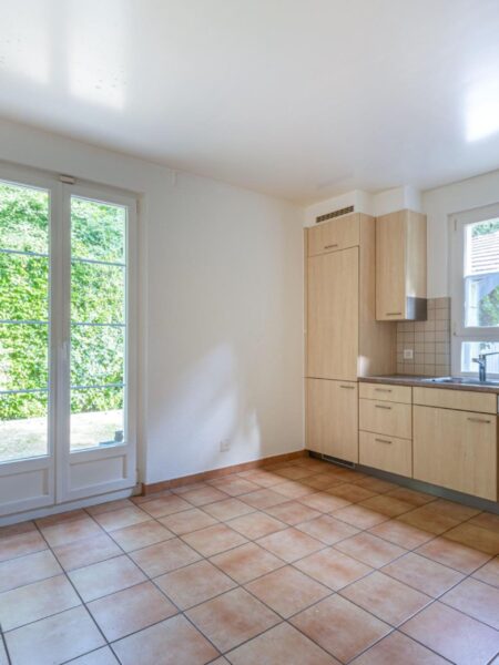 Photo 4 of the property 1052.400010