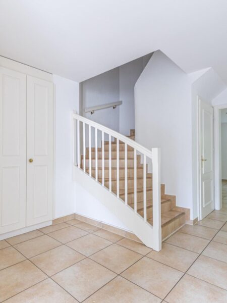 Photo 5 of the property 1052.400010