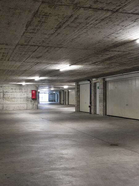Photo 5 of the property 100250-0255