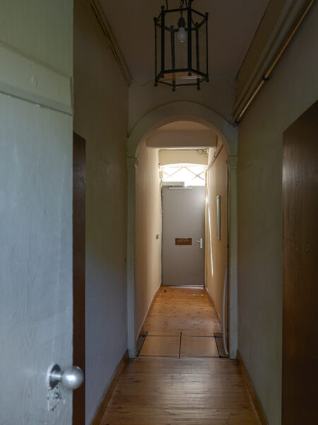 Photo 3 of the property 420010-2569