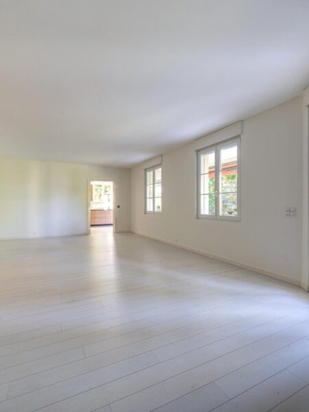 Photo 9 of the property 1182.400010