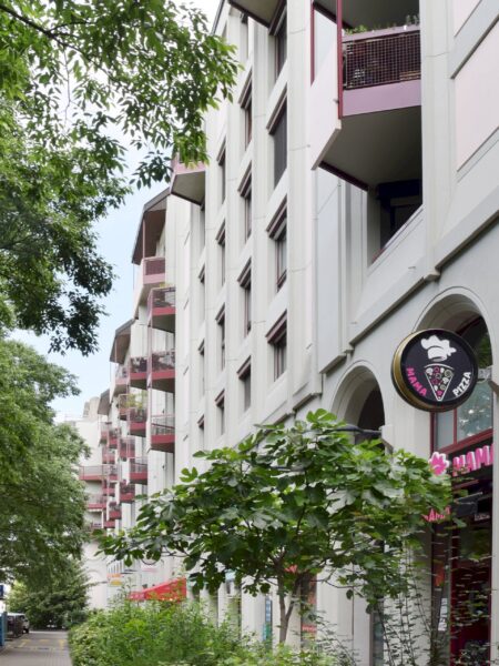 Photo 2 of the property 320020-2747