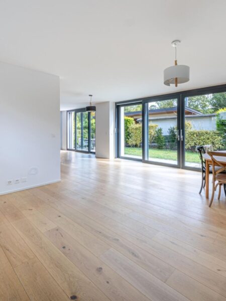 Photo 6 of the property 1380.400010
