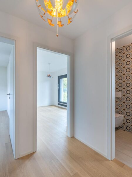 Photo 9 of the property 1380.400010